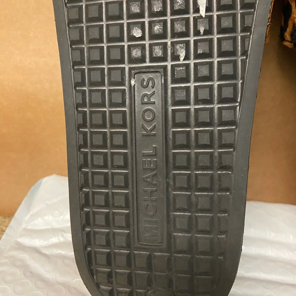 Michael Kors Animal Print Slides - Picture 11 of 14